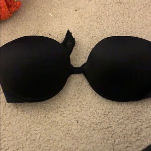 Strapless bra